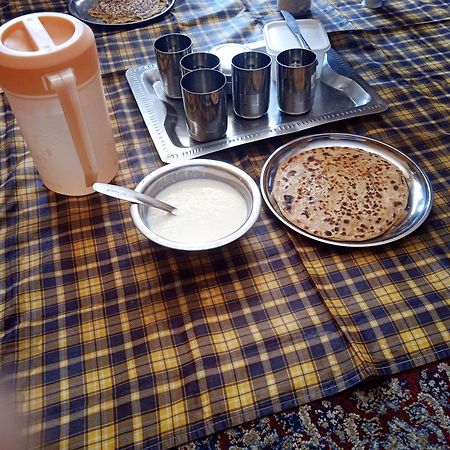 Bed and Breakfast Mir Manzil Srīnagar Esterno foto