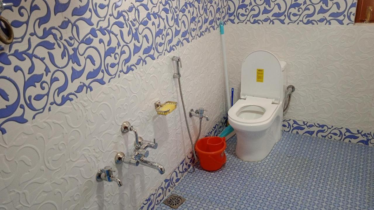 Bed and Breakfast Mir Manzil Srīnagar Esterno foto
